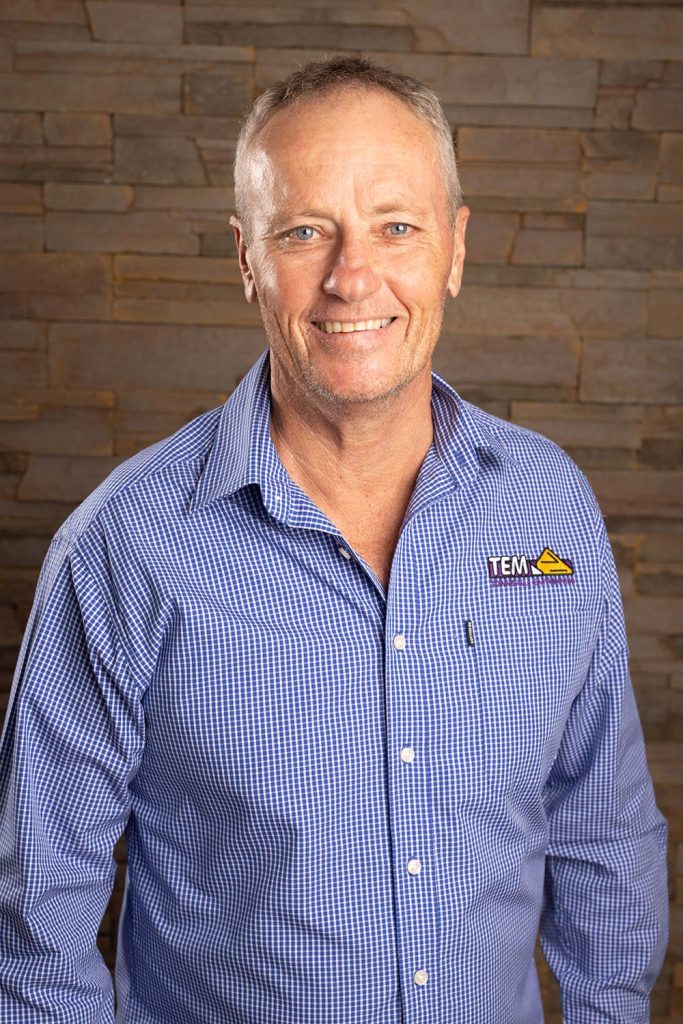 Head shot of Darren Humphreys